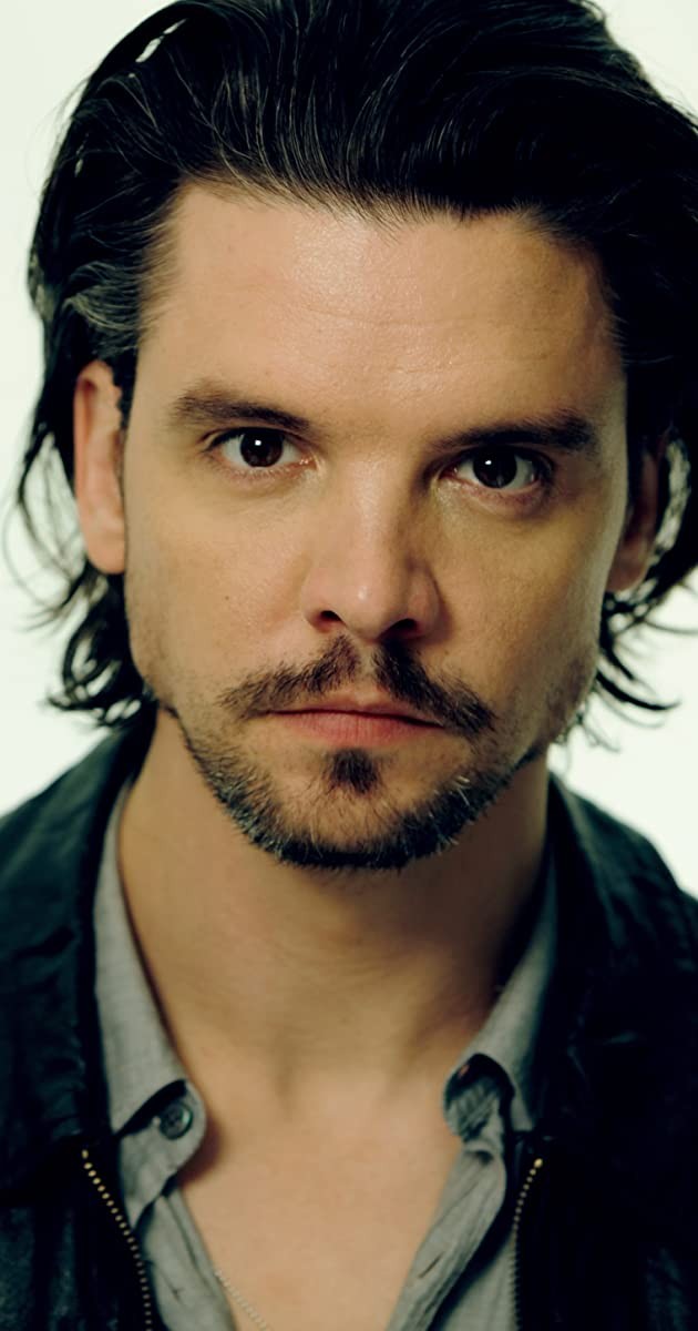 You are currently viewing Andrew Lee Potts