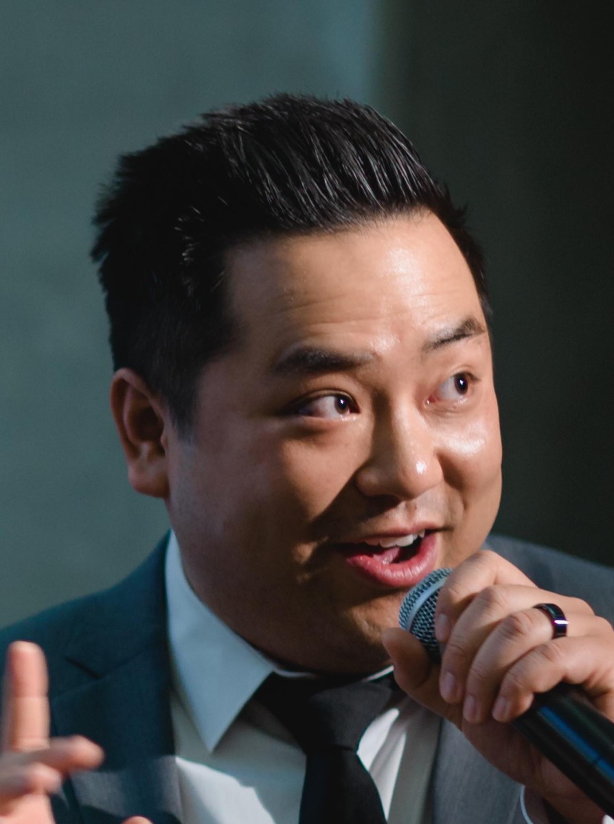 You are currently viewing Andrew Phung