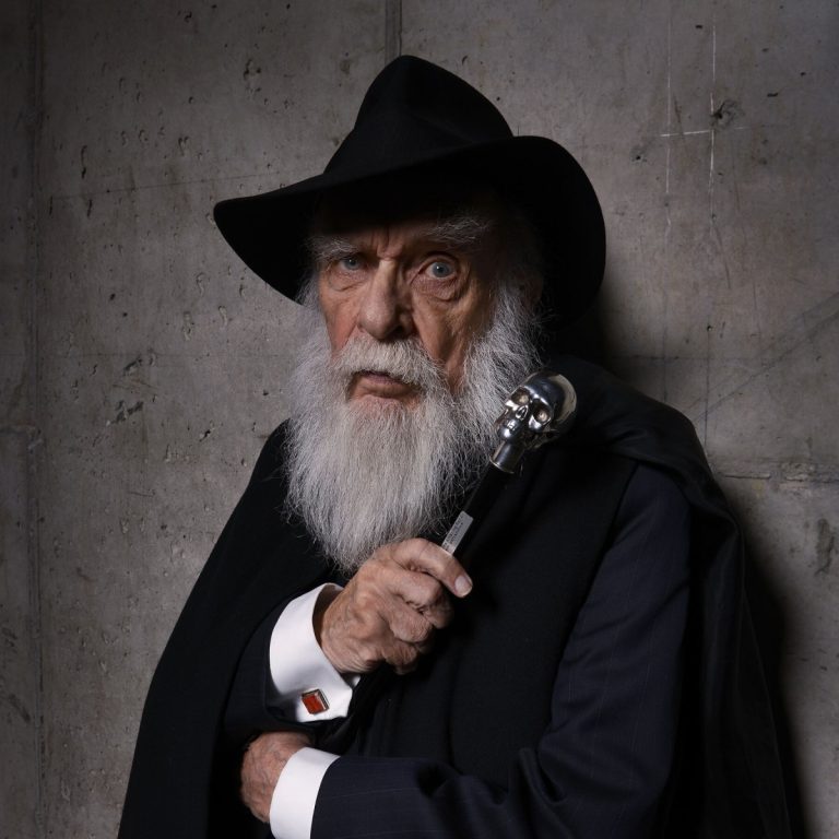 Read more about the article James Randi