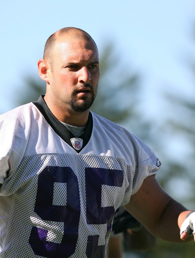 Read more about the article Jarret Johnson