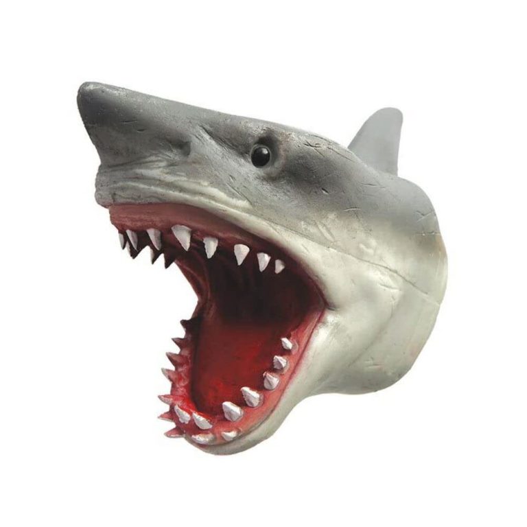 Read more about the article Shark Puppet