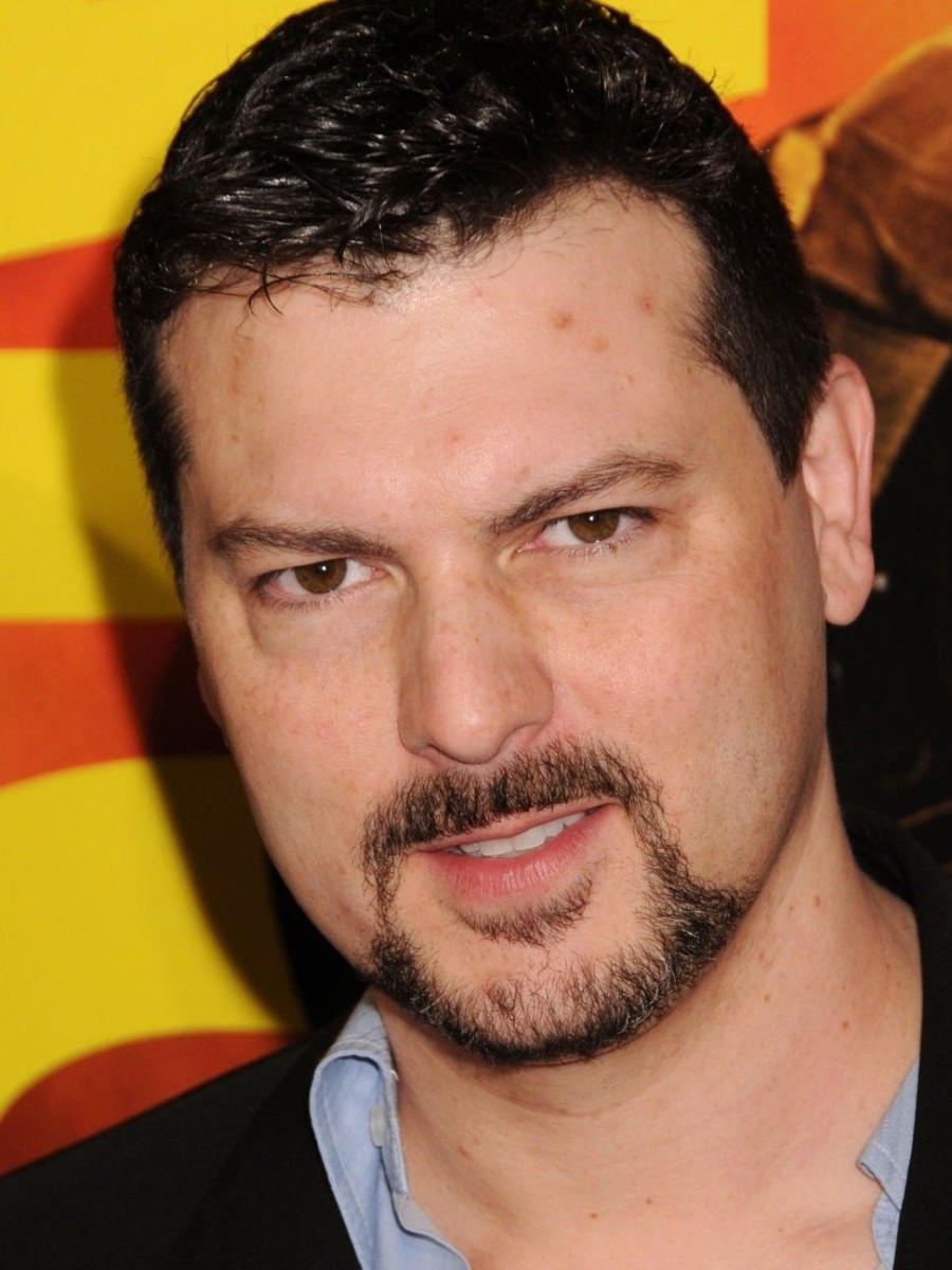 You are currently viewing David Hayter